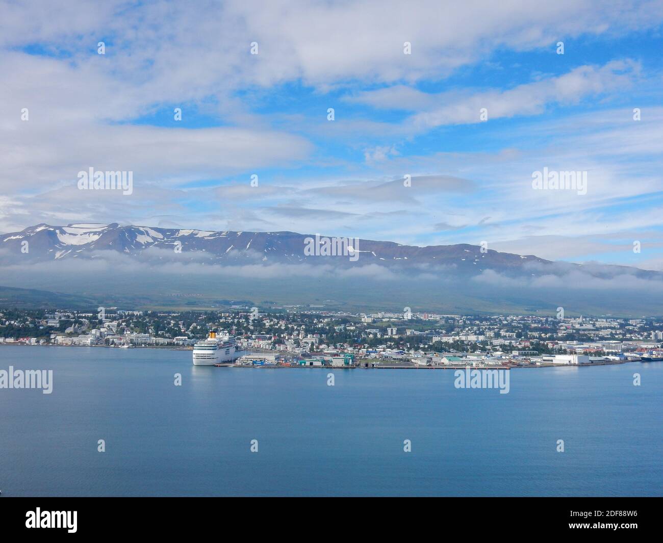 Blick auf Akureyri in Island Stockfoto