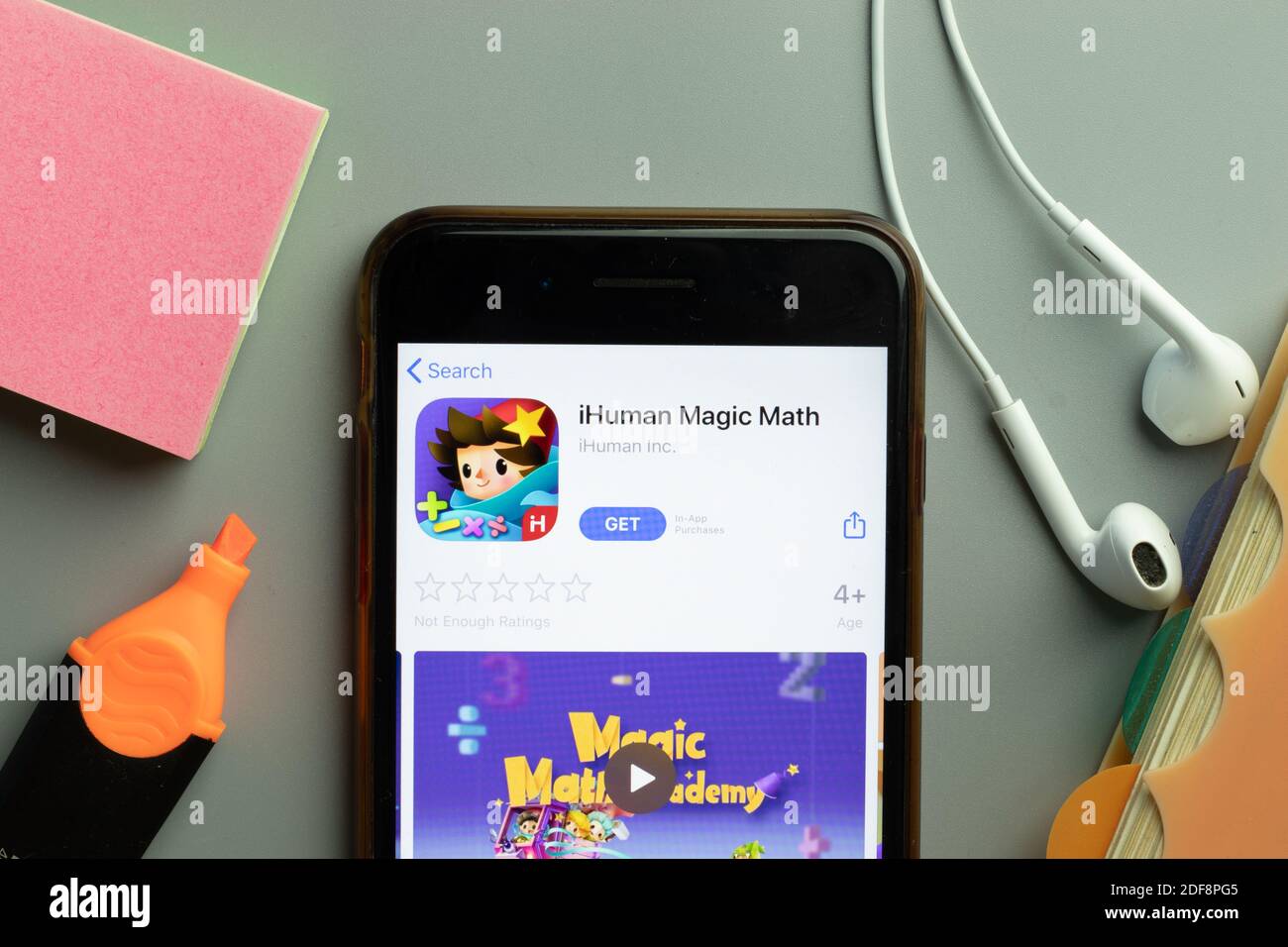 New York, USA - 1. Dezember 2020: IHuman Magic Math Mobile App Icon auf dem Telefonbildschirm Draufsicht, illustrative Editorial. Stockfoto