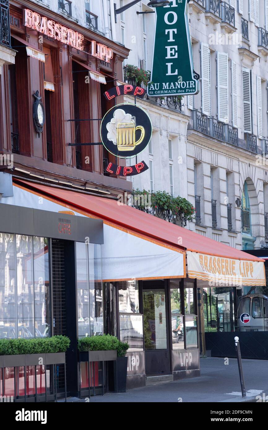 Allgemeine Ansicht der berühmten Brasserie Lipp während der Regierungsmaßnahmen aufgrund der Coronavirus-Pandemie (Covid-19) am 22. April 2020 in Paris, Frankreich. Foto von David NIVIERE / ABACAPRESS.COM Stockfoto