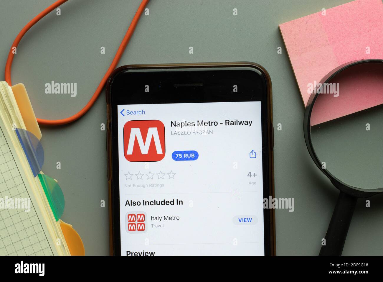 New York, USA - 1. Dezember 2020: Naples Metro - Railway mobile App icon on on phone screen top view, illustrative Editorial. Stockfoto