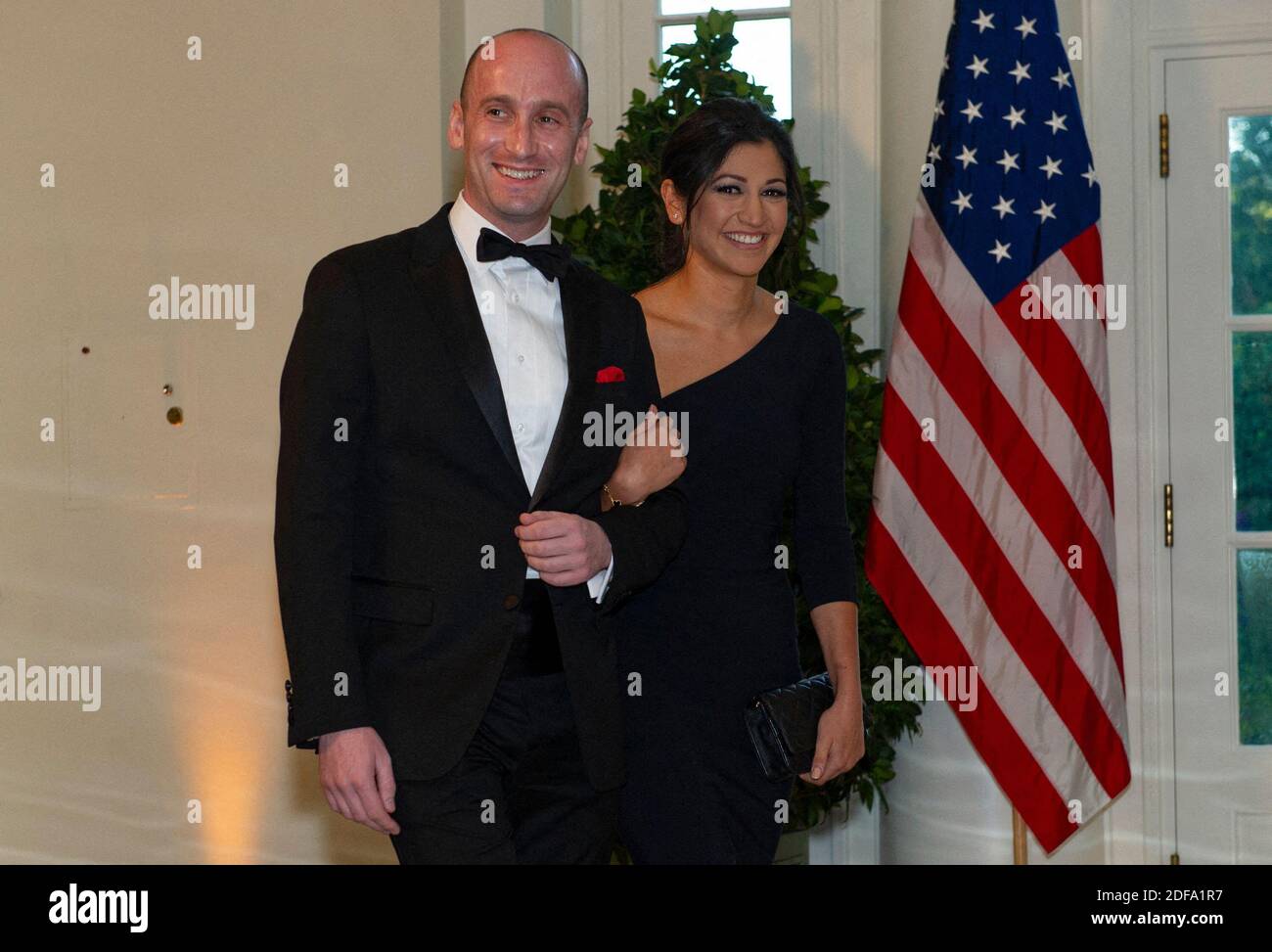 Datei-Foto vom 20. September 2019 von Stephen Miller und Katie Waldman im Weißen Haus in Washington, DC, USA. Präsident Trump gab bekannt, dass Katie Miller, die Pressesprecherin des Vizepräsidenten und Ehefrau von Trump-Berater Stephen Miller, positiv auf das Coronavirus getestet hat. Foto von Ron Sachs/Pool via CNP/ABACAPRESS.COM Stockfoto