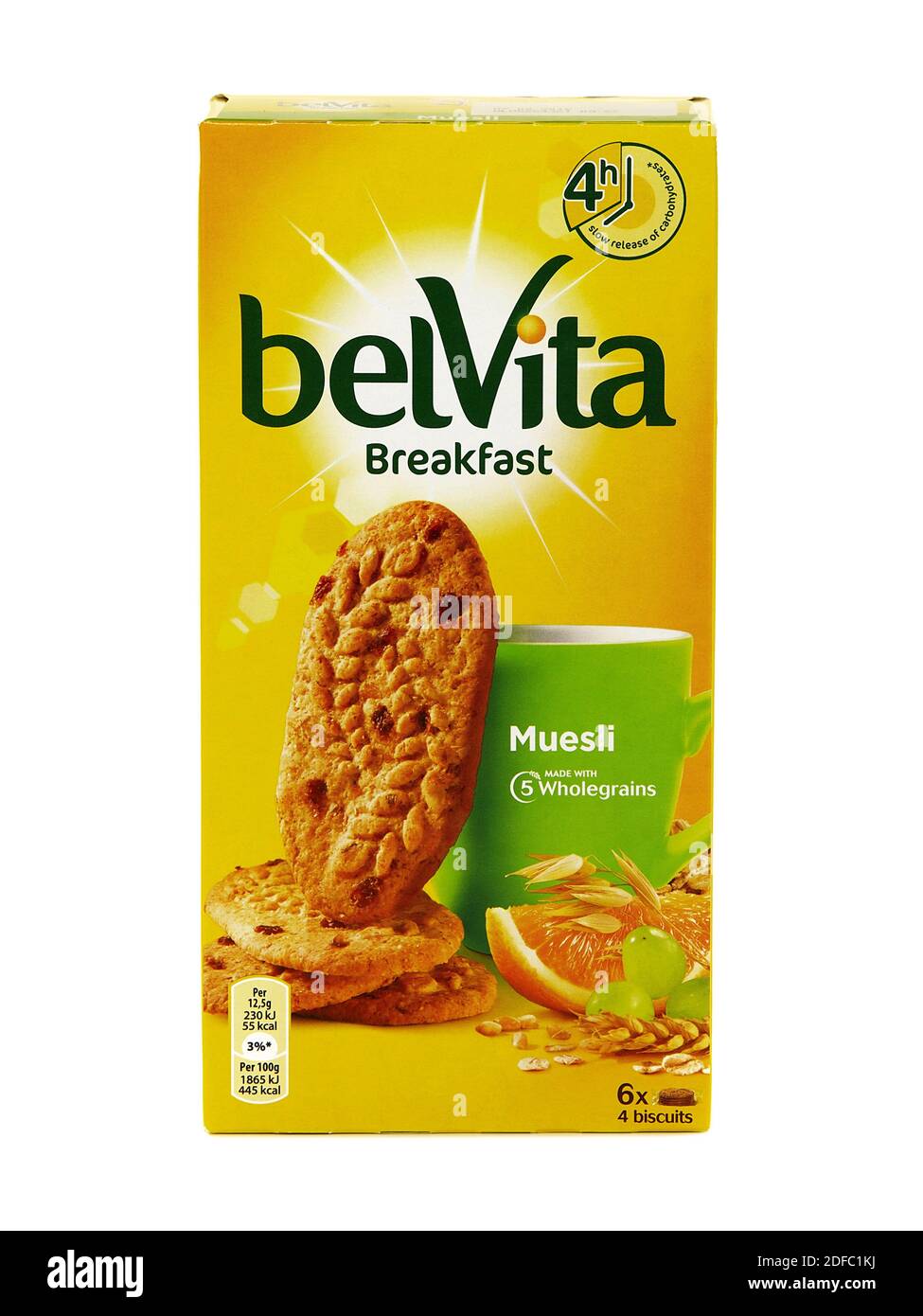 BUKAREST, RUMÄNIEN - 8. FEBRUAR 2016. Pack von Belvita Frühstück Müsli isoliert auf weiß Stockfoto