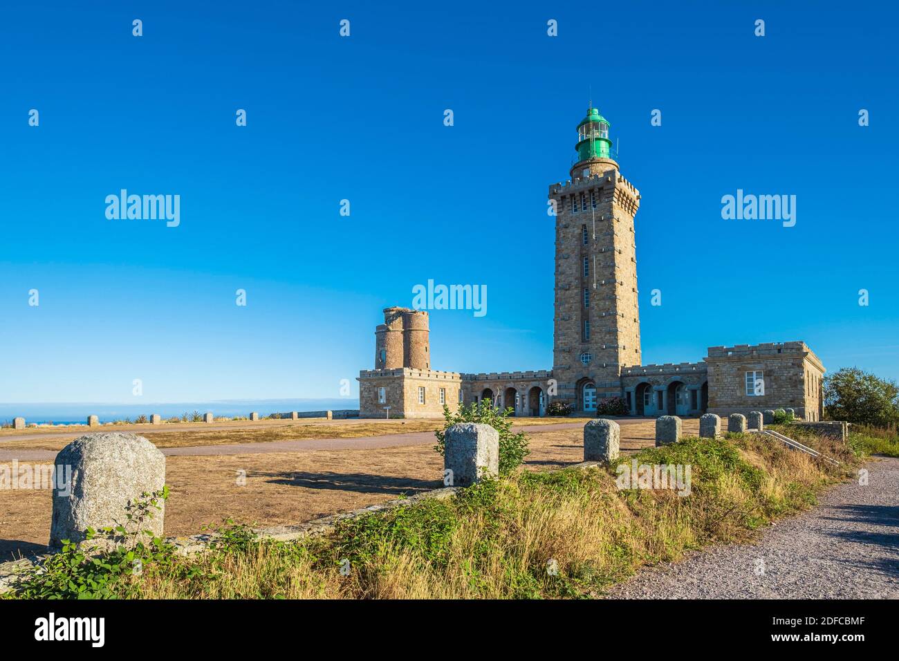 Frankreich, Cotes d'Armor, Emerald Coast, Plegenon, Frehel Cape und seine Leuchttürme, einschließlich eines Vauban Leuchtturm Stockfoto