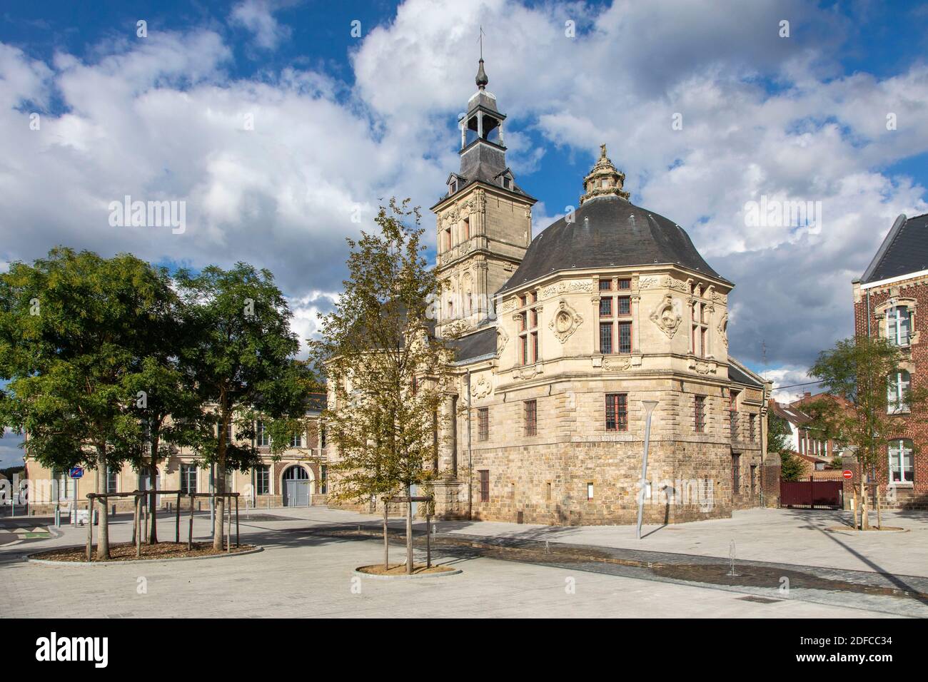 Frankreich, Nord, Saint Amand les Eaux, ehemaliger Eingang Pavillon der barocken Klosteranlage Stockfoto