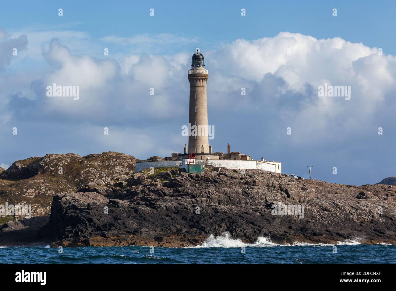 Ardnamurchan Leuchtturm vom Meer aus gesehen Stockfoto