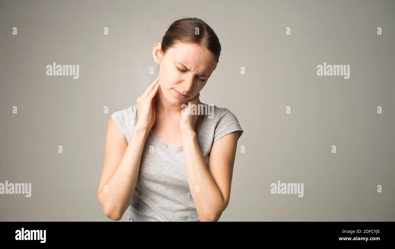 Weibliche Muskeln, Diese Starke Lady Hat Stählerne Muskeln Und Macht Was Sie Will Weibliche Muskeln, Diese Starke Lady Hat Stählerne Muskeln Und Macht Was Sie Will