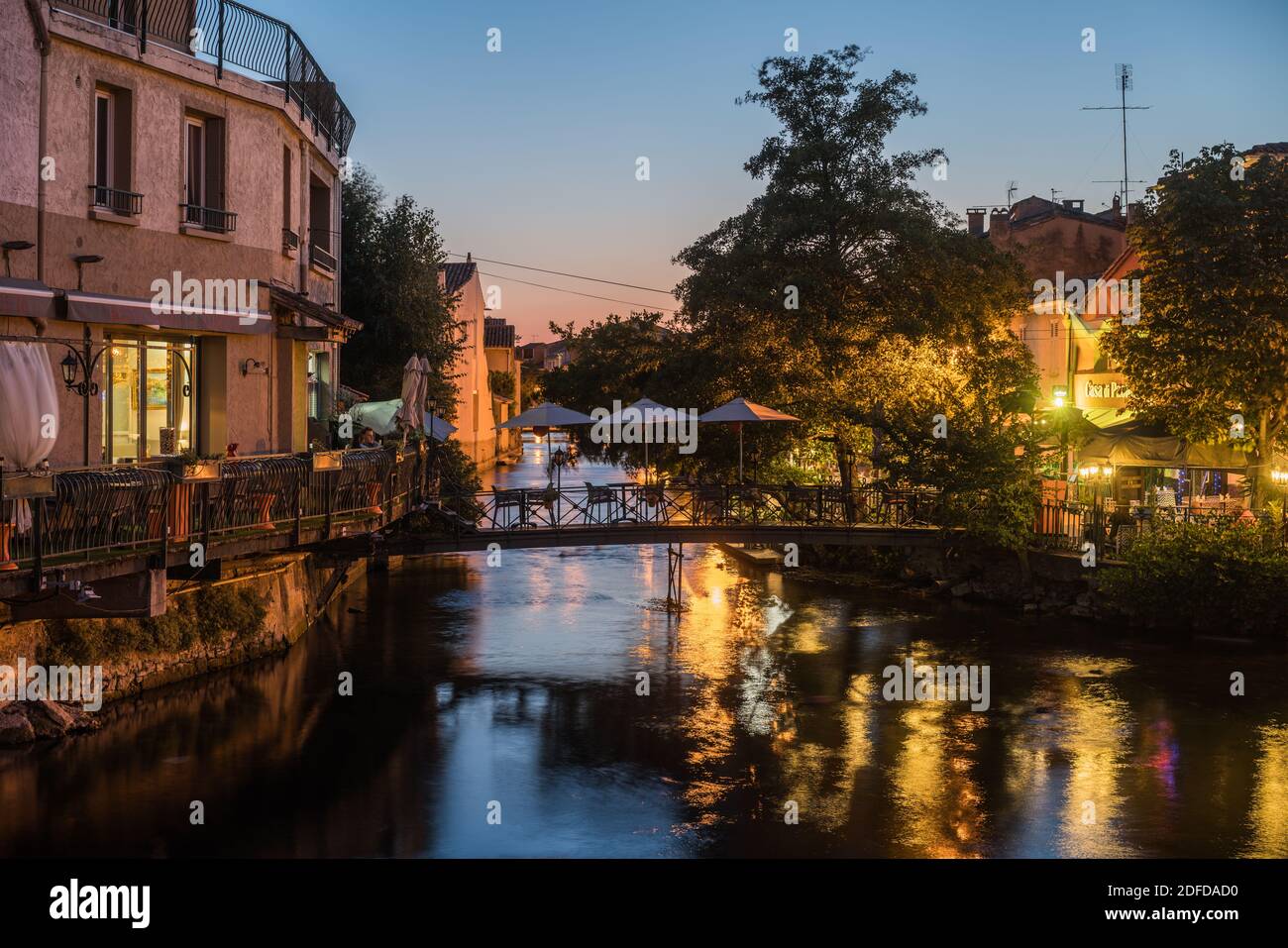 Fluss in der L'Isle sur la Sorgue, Provence, Frankreich, Europa. Stockfoto