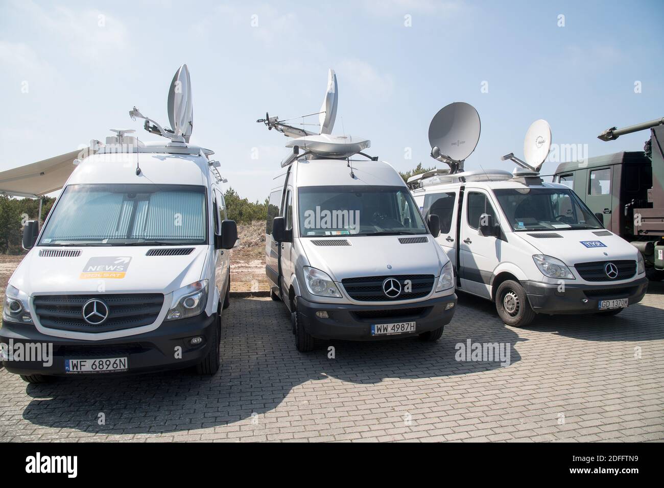Mobile Satellitenschüssel bei der Arbeit in Danzig, Polen. 8. Juni 2020 © Wojciech Strozyk / Alamy Stock Photo Stockfoto