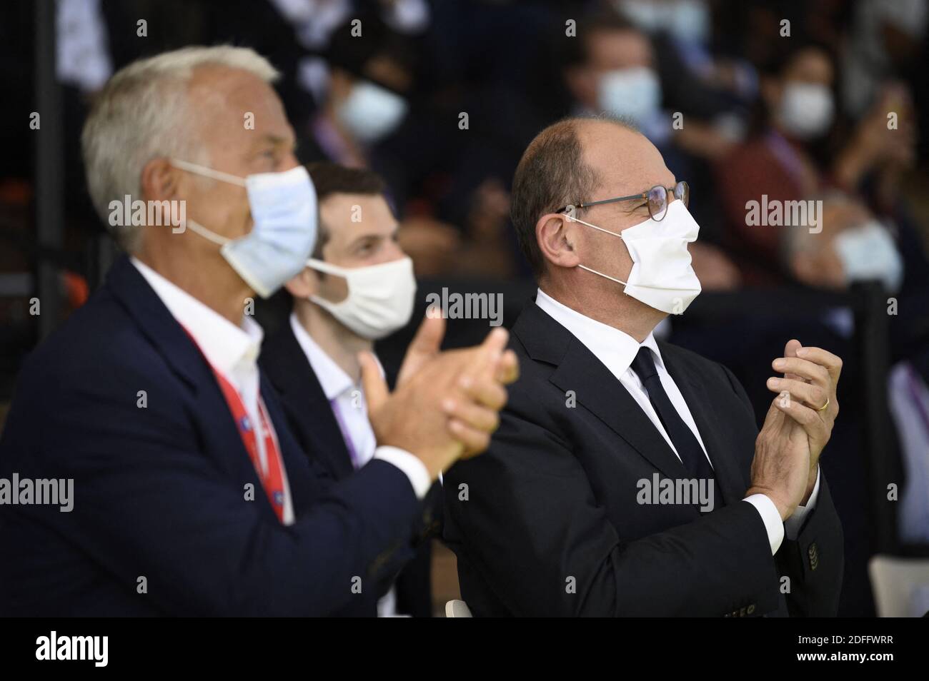 Der französische Premierminister Jean Castex, der eine Schutzmaske trägt, besucht am 26. August 2020 die Medef-Rennbahn "die Renaissance der französischen Unternehmen" auf der Pariser Rennbahn Longchamp in Paris. Foto von Eliot Blondt/ABACAPRESS.COM Stockfoto