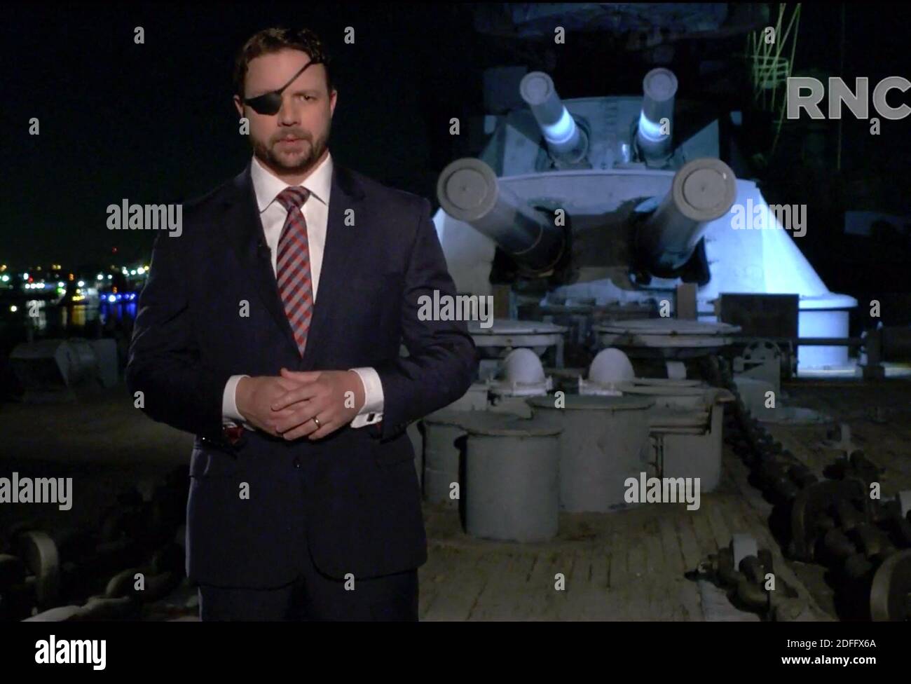 In diesem Bild aus dem Video-Feed der Republikanischen Nationalkonvent macht der US-Repräsentant Dan Crenshaw (Republikaner von Texas) am dritten Tag der Konvention am Mittwoch, dem 26. August 2020, Bemerkungen. Foto von Republican National Convention via CNP/ABACAPRESS.COM Stockfoto