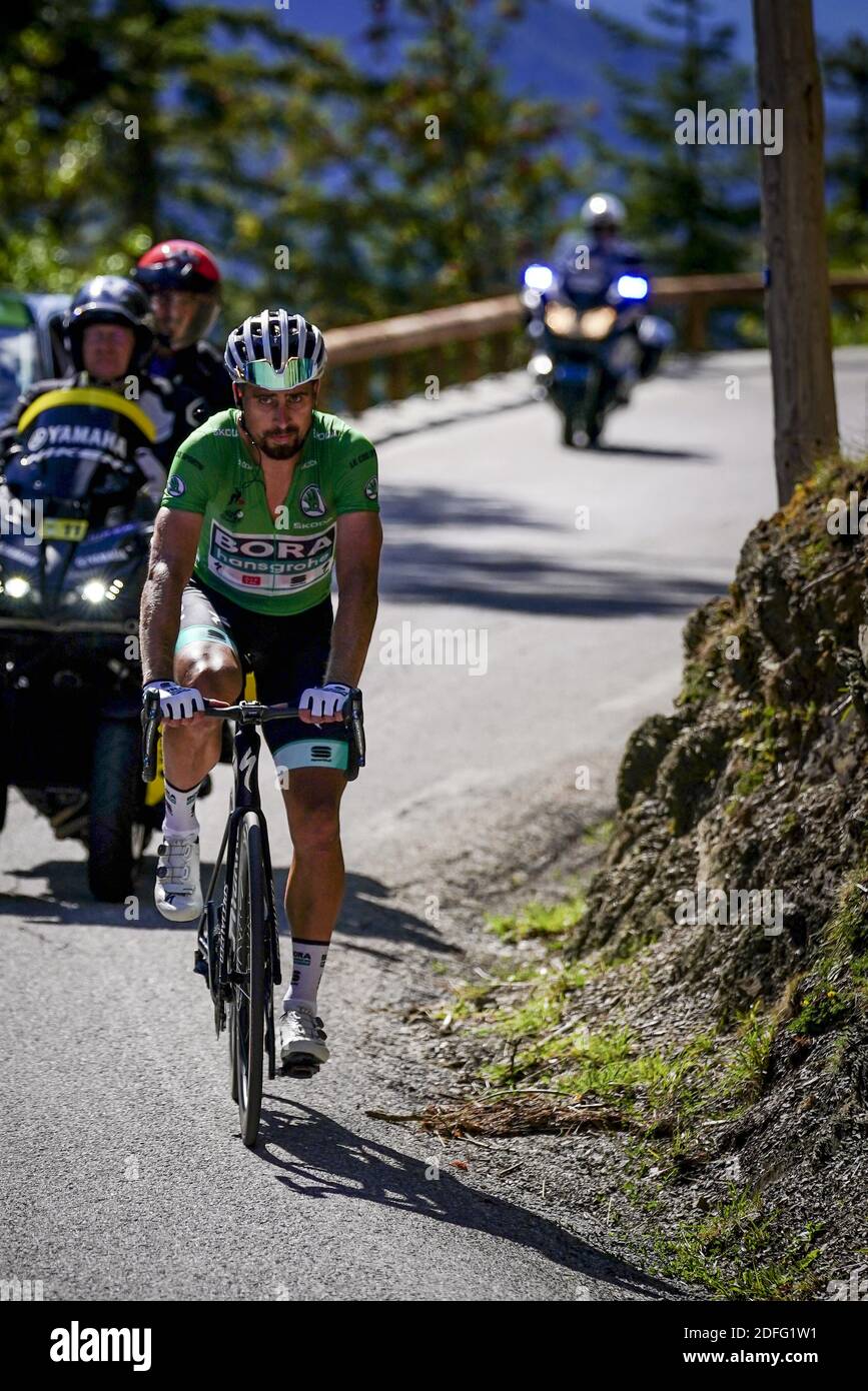 Das grüne Trikot Peter Sagan bei der Besteigung des Col de Turini während der zweiten Etappe der Tour de France (Nizza/Nizza), Frankreich am 30. August 2020. Foto von Julien Poupart/ABACAPRESS.COM Stockfoto