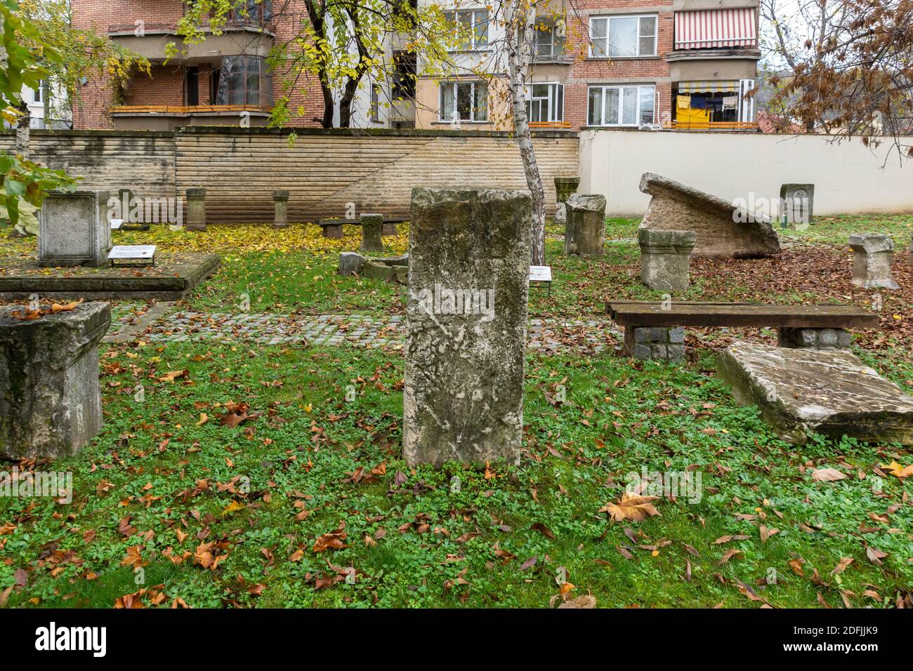 MONTANA, BULGARIEN - 22. NOVEMBER 2020: Geschichtsmuseum im Zentrum der Stadt Montana, Bulgarien Stockfoto