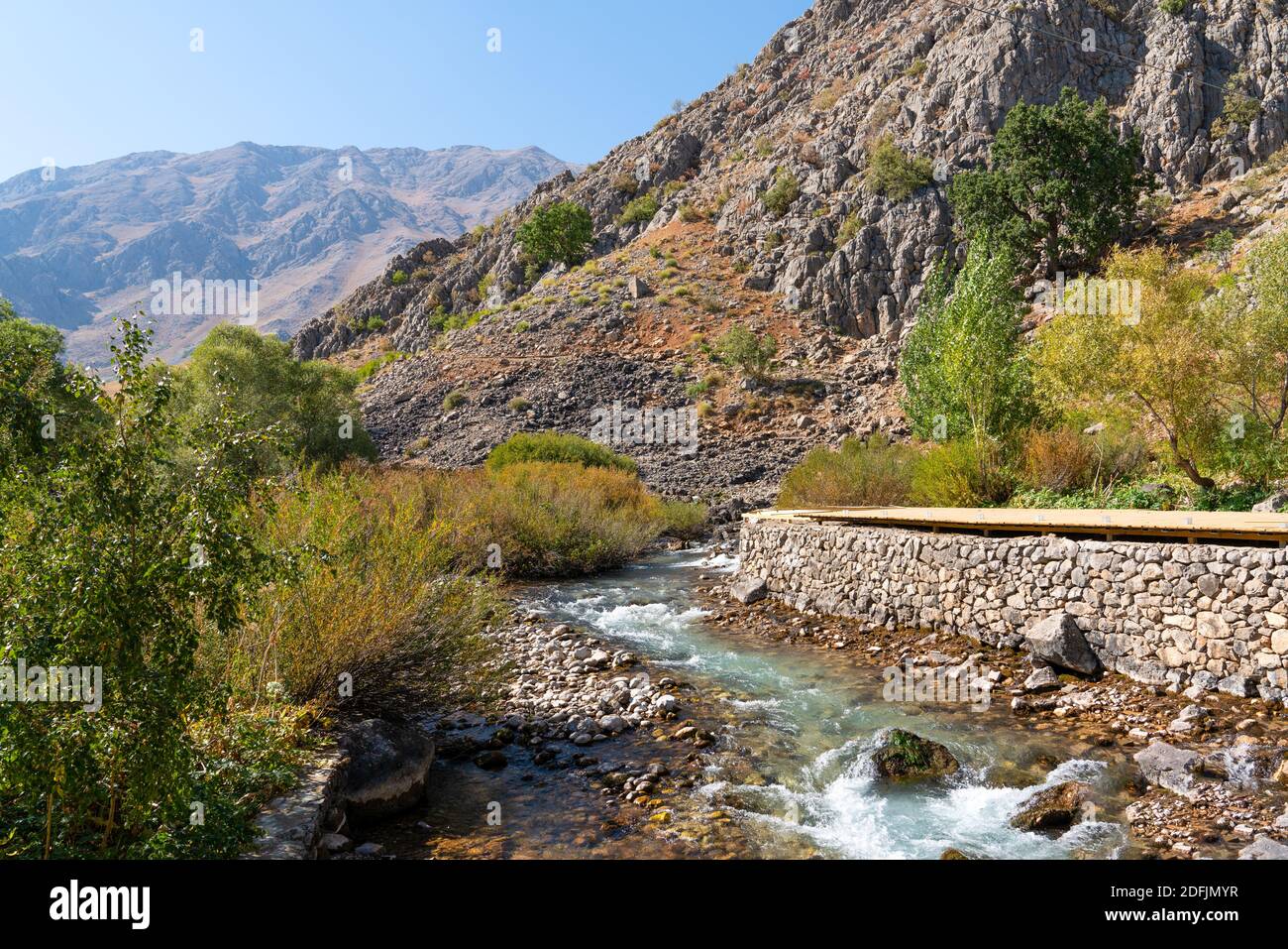 Munzur Mount und Nationalpark. Munzur River in Ovacik, Tunceli. Türkischer Name; Munzur Gozeleri. Stockfoto