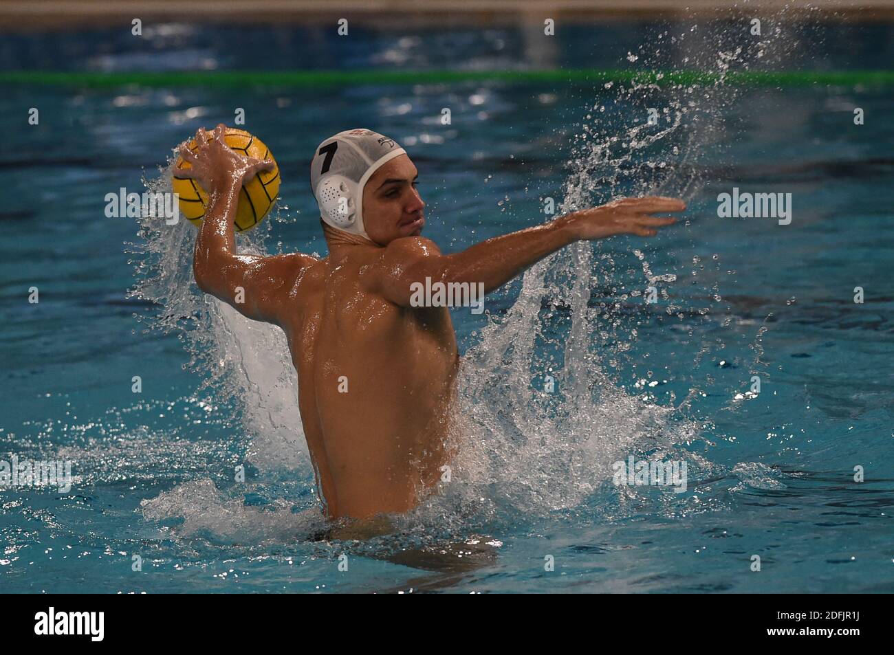 Savona, Italien. Dezember 2020. Savona, Italien, Zanelli Pool, 05. Dezember 2020, Aleksa Ukropina (VK Radnicki) während VK Radnicki gegen OSC Potsdam - len Euro Cup Wasserball Spiel Credit: Danilo Vigo/LPS/ZUMA Wire/Alamy Live News Stockfoto