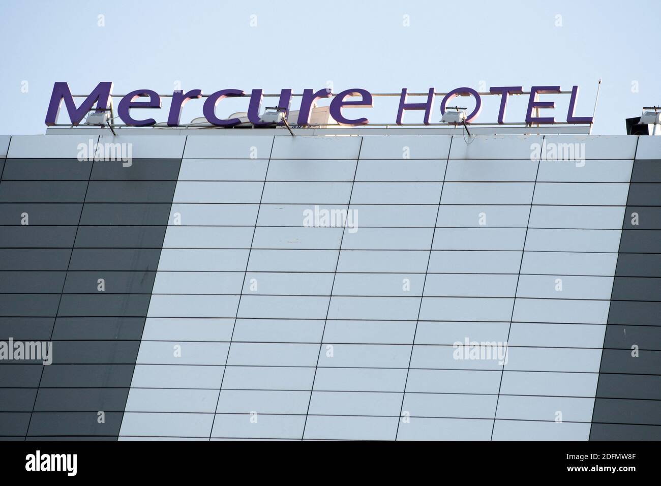Ein Ladenschild des Mercure Hotels, am 22. November 2020 in Bukarest, Rumänien. Foto von David Niviere/ABACAPRESS.COM Stockfoto