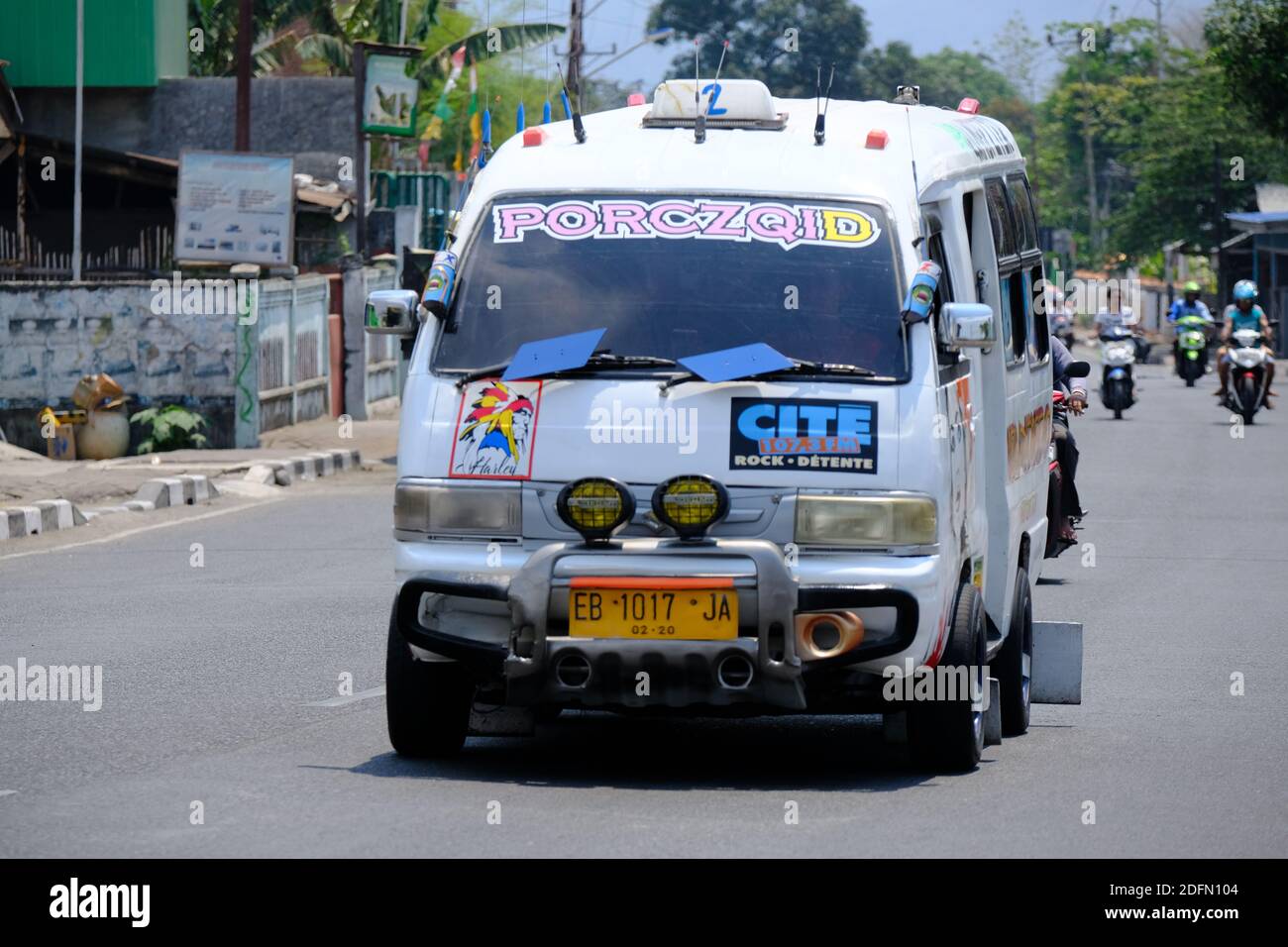Indonesia Alor - Lokales Taxi in Kalabahi Stadt Stockfoto