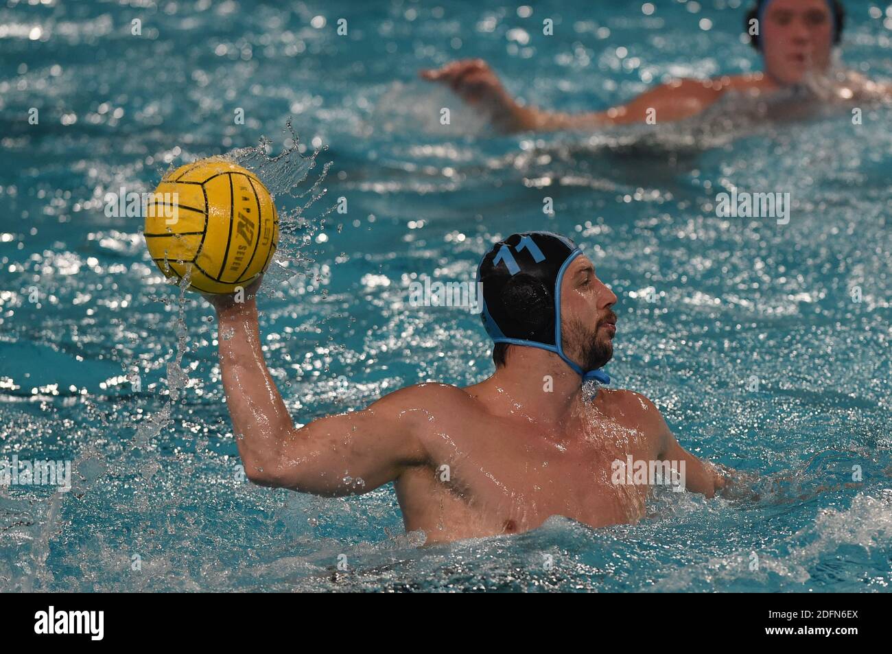 Savona, Italien. Dezember 2020. Savona, Italien, Zanelli Pool, 05. Dezember 2020, Andreas Skov Olsen (Bologna) während VK Radnicki gegen OSC Potsdam - len Euro Cup Wasserball Spiel Credit: Danilo Vigo/LPS/ZUMA Wire/Alamy Live News Stockfoto