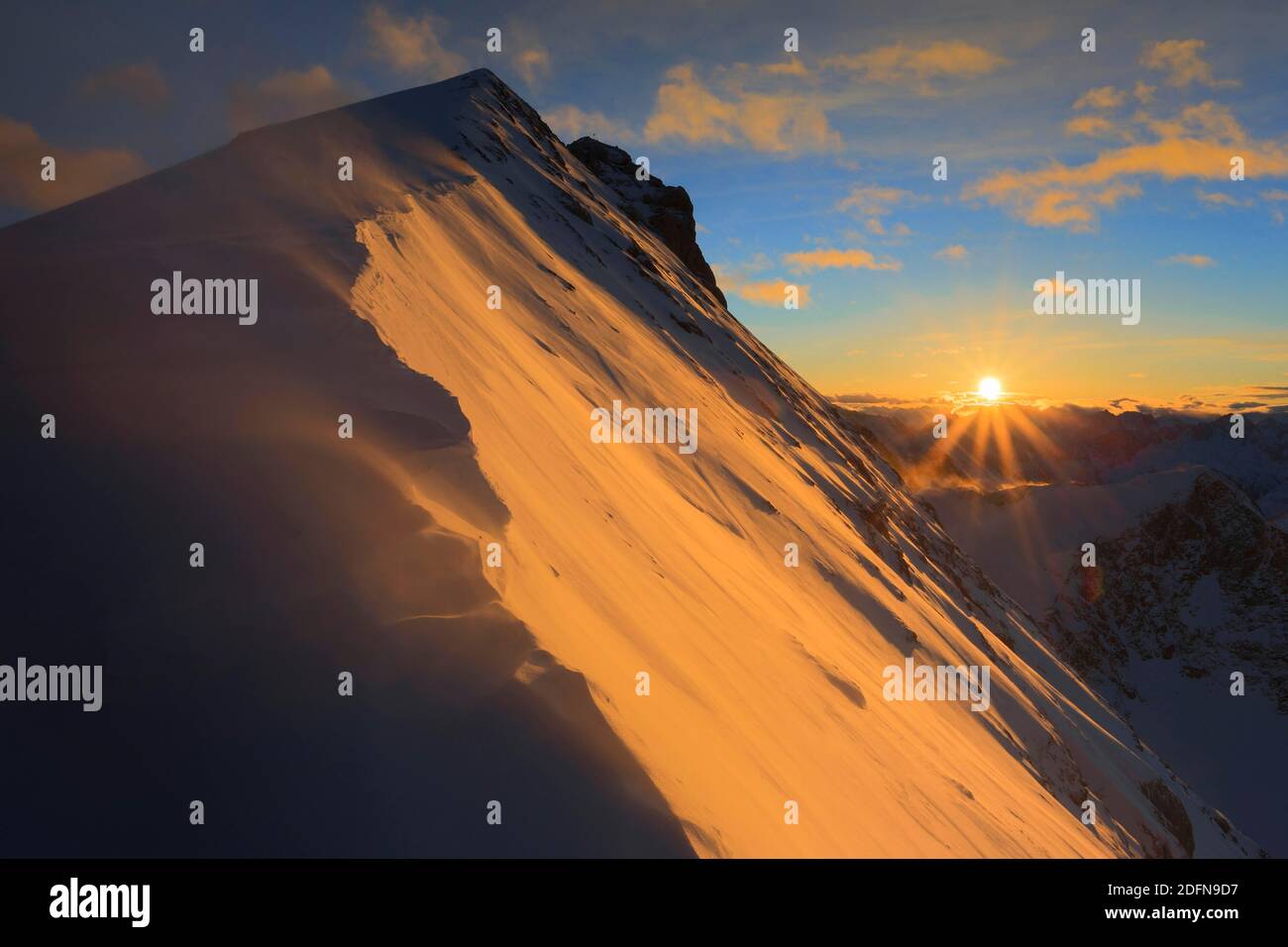 Titlis, Obwalden/Bern, Bündner Alpen Alpenglow, Zentralschweizer Alpen, Zentralschweiz, Schweiz Stockfoto