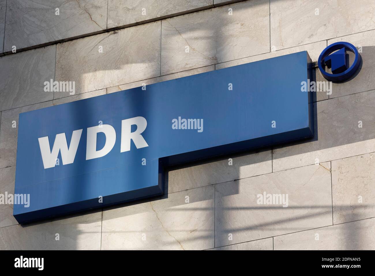 Logo Westdeutscher Rundfunk, WDR Studio Düsseldorf, Media Harbour, Nordrhein-Westfalen, Deutschland Stockfoto