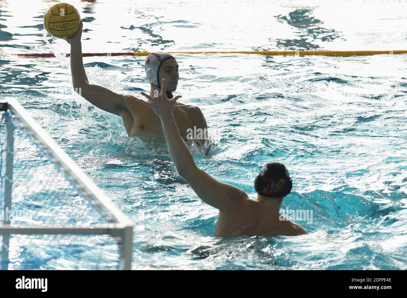 Savona, Italien. Dezember 2020. Savona, Italien, Zanelli Pool, 06. Dezember 2020, Giovanni Maricone (Savona) während des Rari Nantes Savona vs Radnicki - len Euro Cup Wasserball Spiel Credit: Danilo Vigo/LPS/ZUMA Wire/Alamy Live News Stockfoto