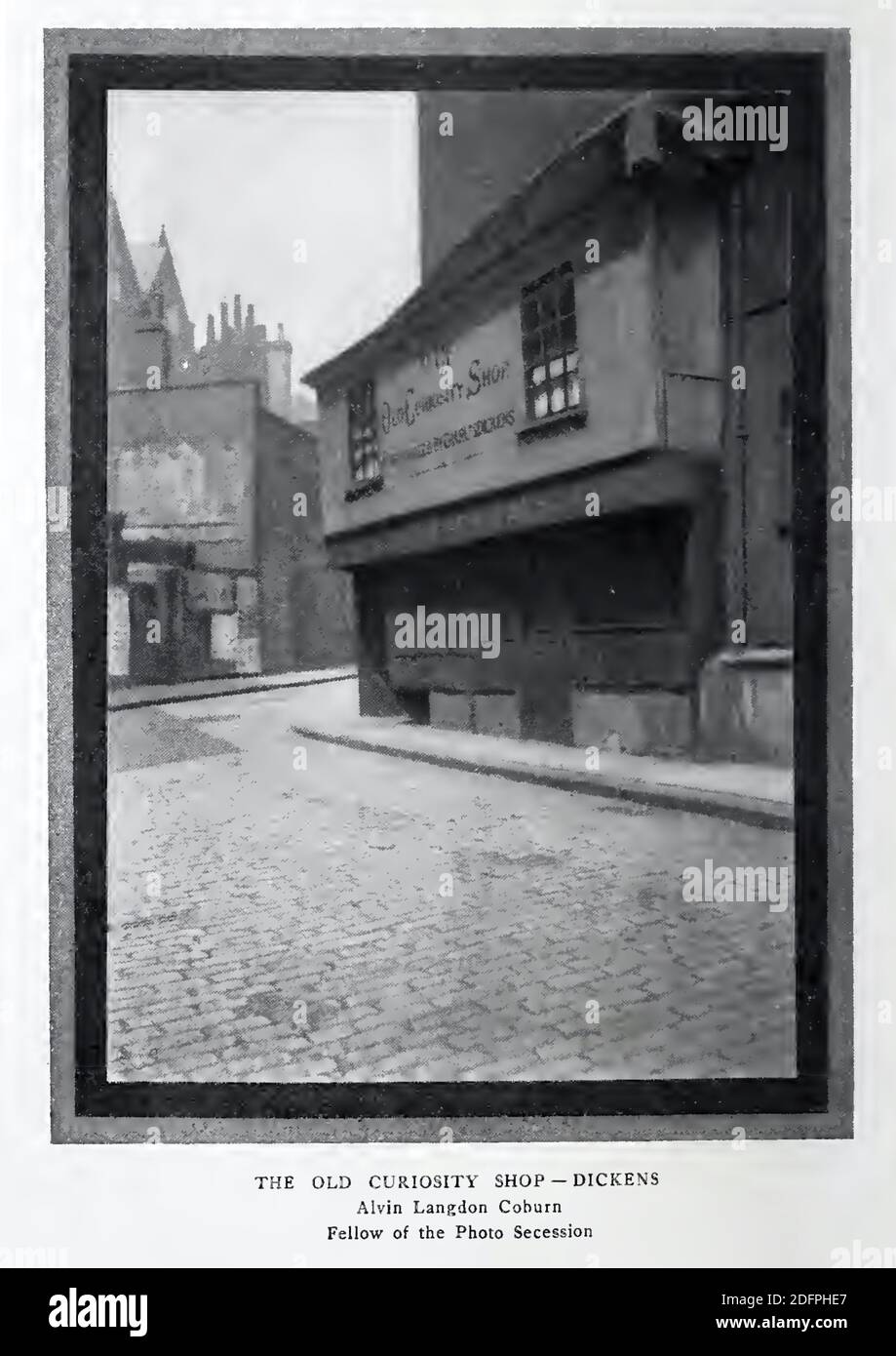 The Old Curiosity Shop - EIN Foto von Alvin Langdon Coburn. Stockfoto