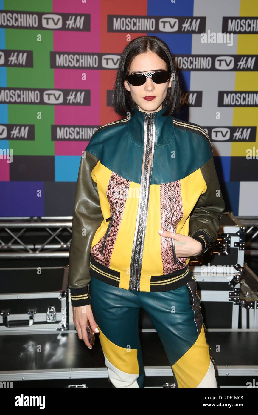 Lorena Prain trifft am 06. November 2018 auf der MoSCHINO [tv] H&M Launch Party auf der Le Dernier Etage in Paris, Frankreich, ein. Foto von Jerome Domine/ABACAPRESS.COM Stockfoto