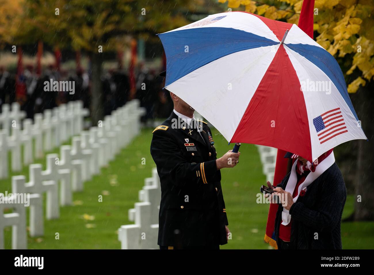 US-Präsident Donald Trump auf dem amerikanischen Friedhof in Suresnes, um US-Soldaten zu ehren, die im Ersten Weltkrieg ums Leben kamen. Paris, Foto von Romuald Meigneux/Pool/ABACAPRESS.COM Stockfoto