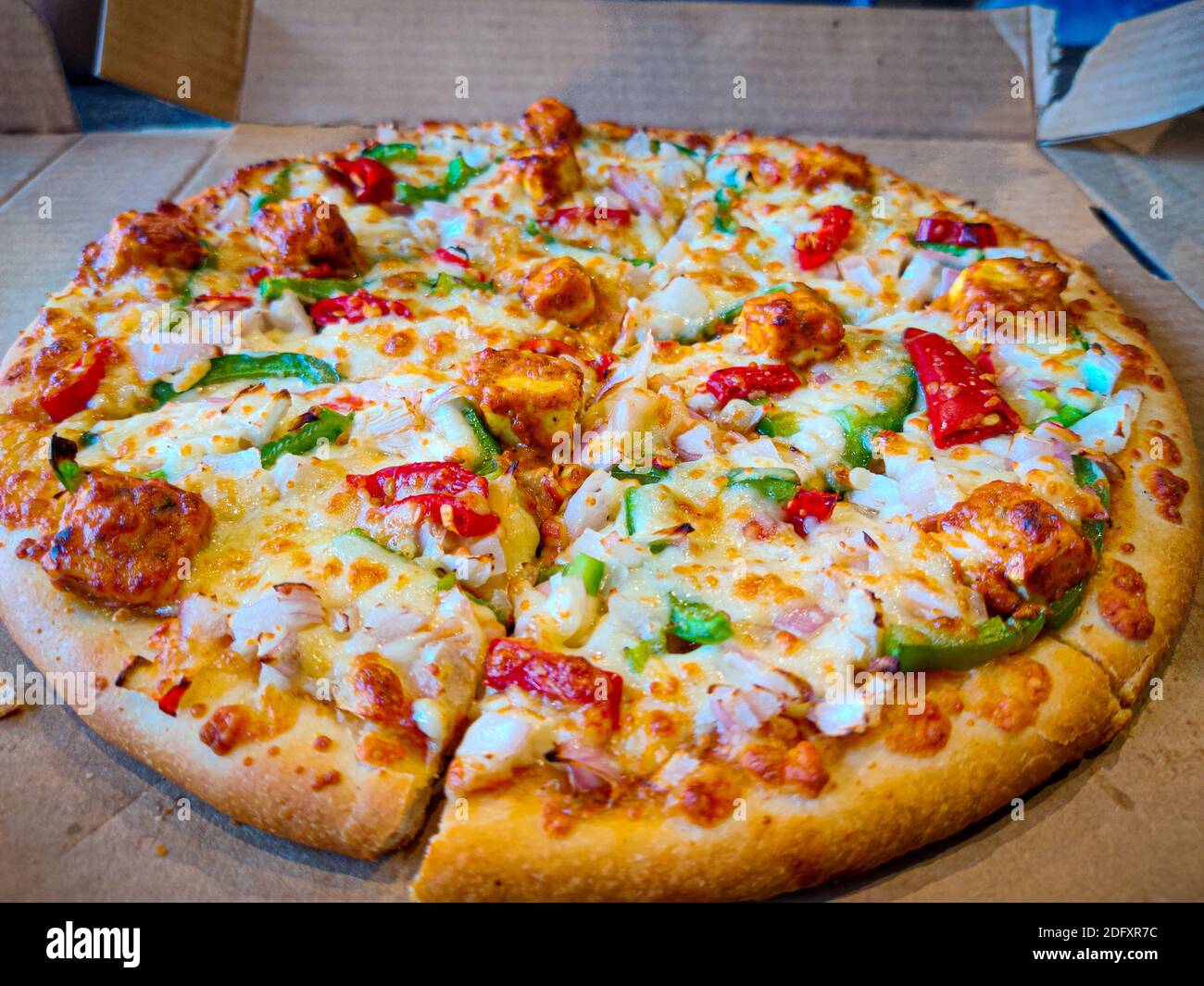 In Box lecker Pizza Fotografie Stockfotografie   Alamy