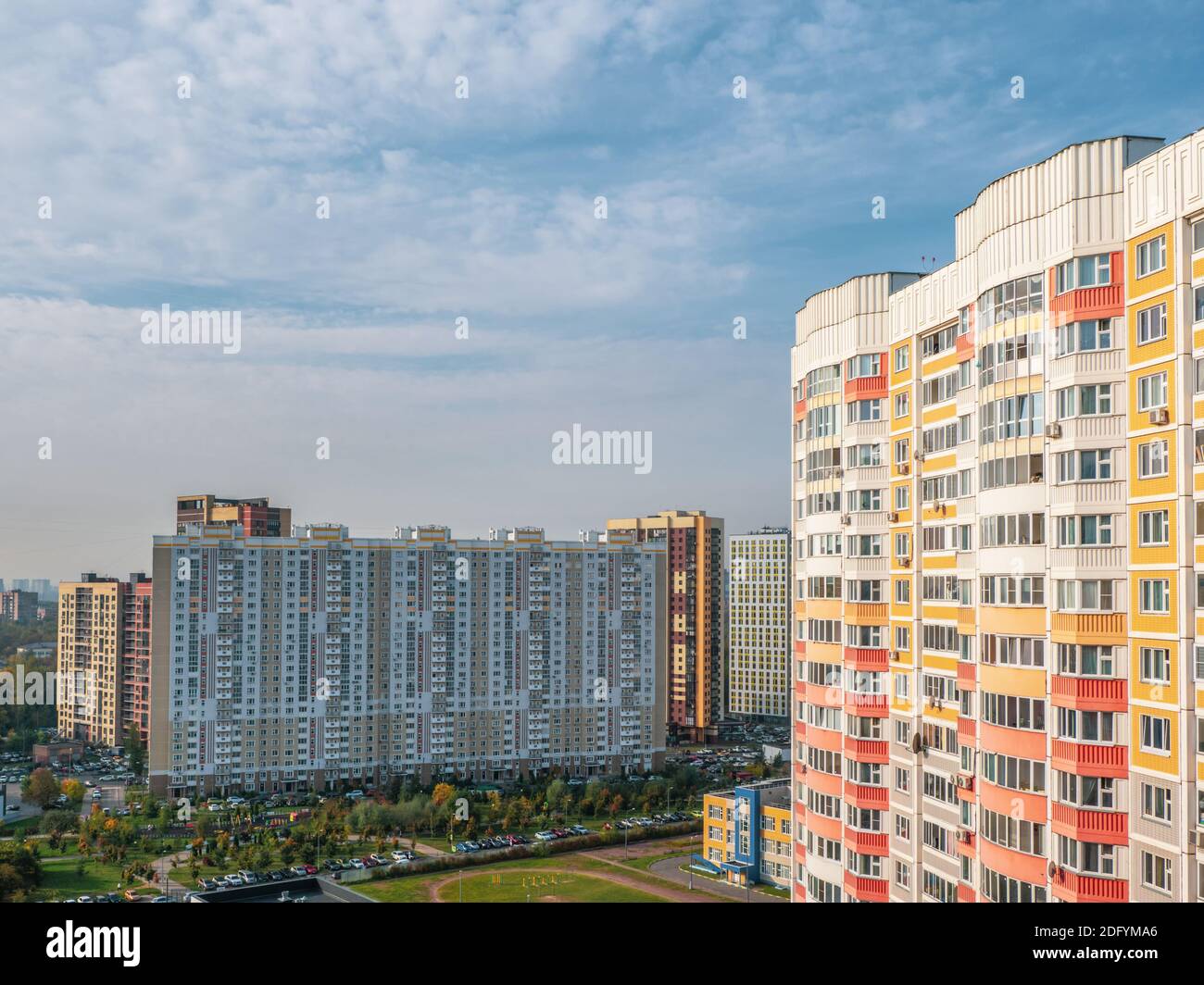 Moderne Wohnanlage für Familien in Moskau, Luftbild Stockfoto
