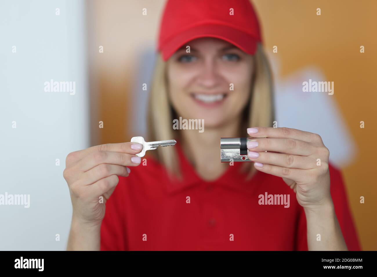 Business und Dienstleistungen für sicheres Öffnen und Austausch von Türschlössern. Stockfoto