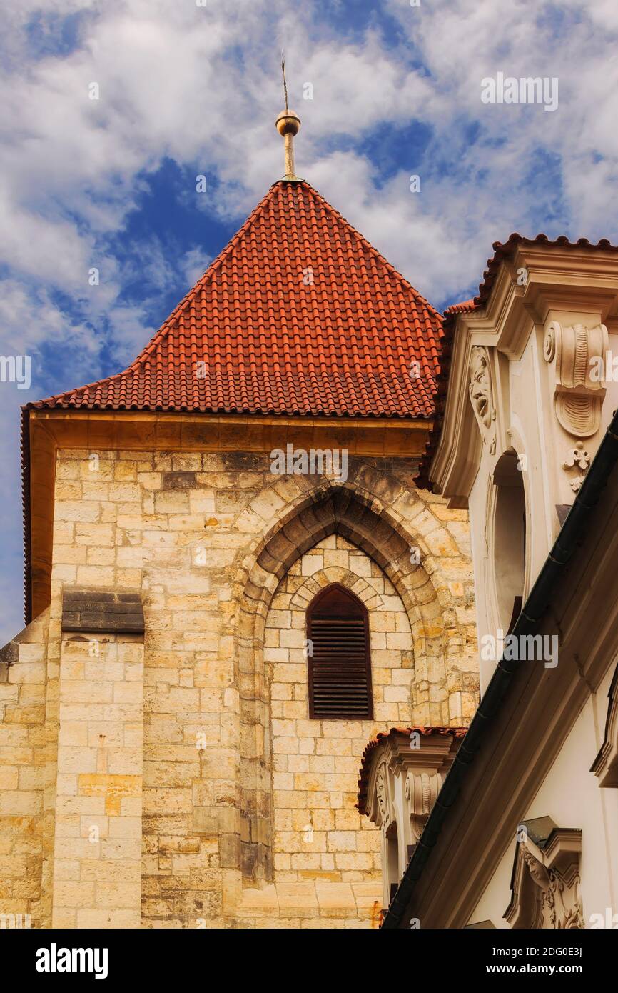 Eine Kirche in der Prager Kleinseite Stockfoto