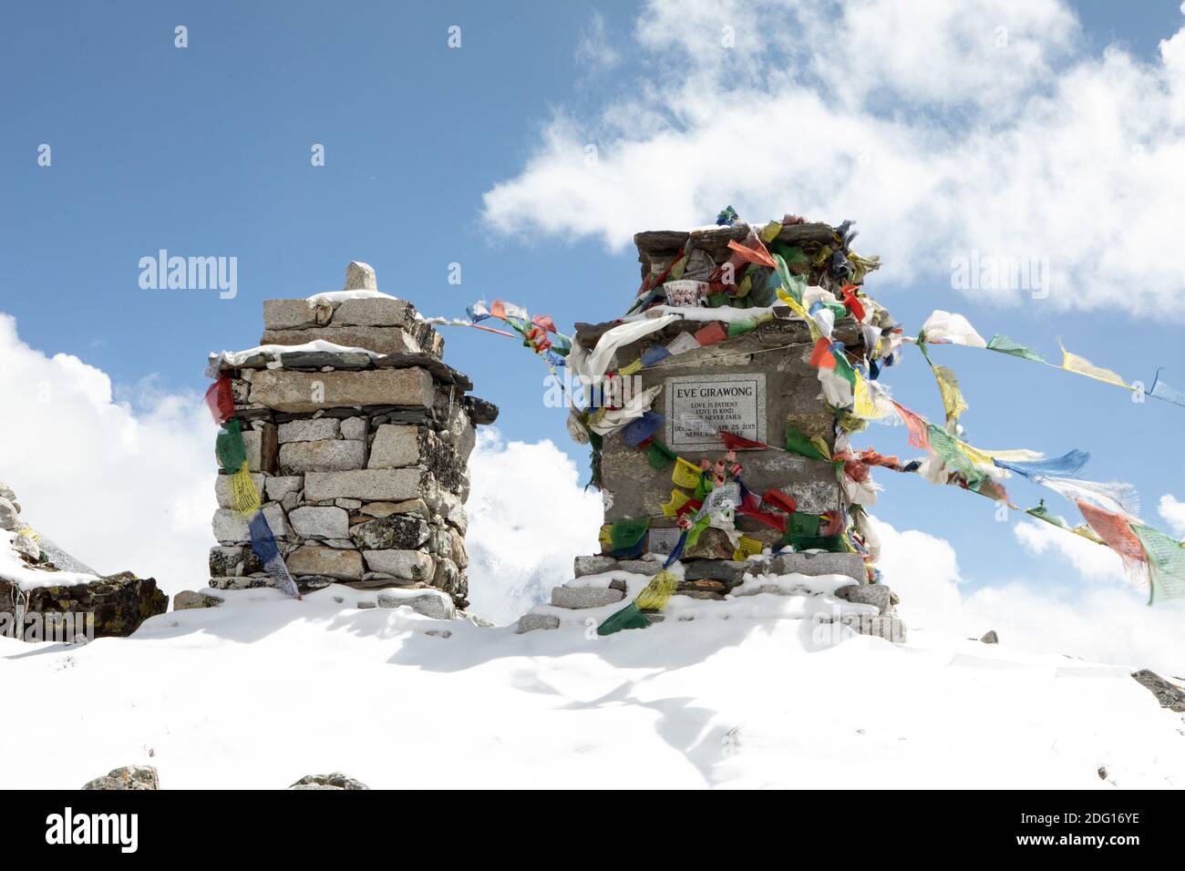 Denkmal für verlorene Bergsteiger im Sagarmatha National Park Stockfoto