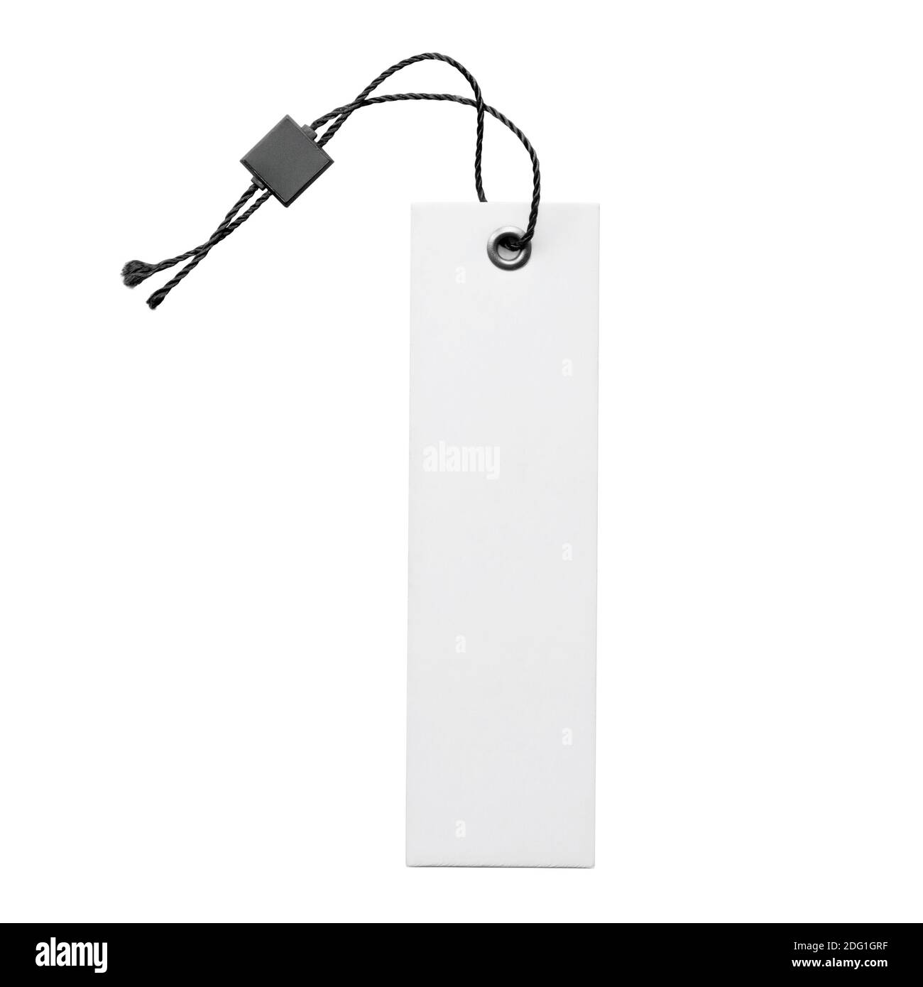 Preisschild aus weißem Karton isoliert auf weißem Hintergrund, Bekleidungsetikett mit Kopierfläche, echtes Nahaufnahme-Bild Stockfoto