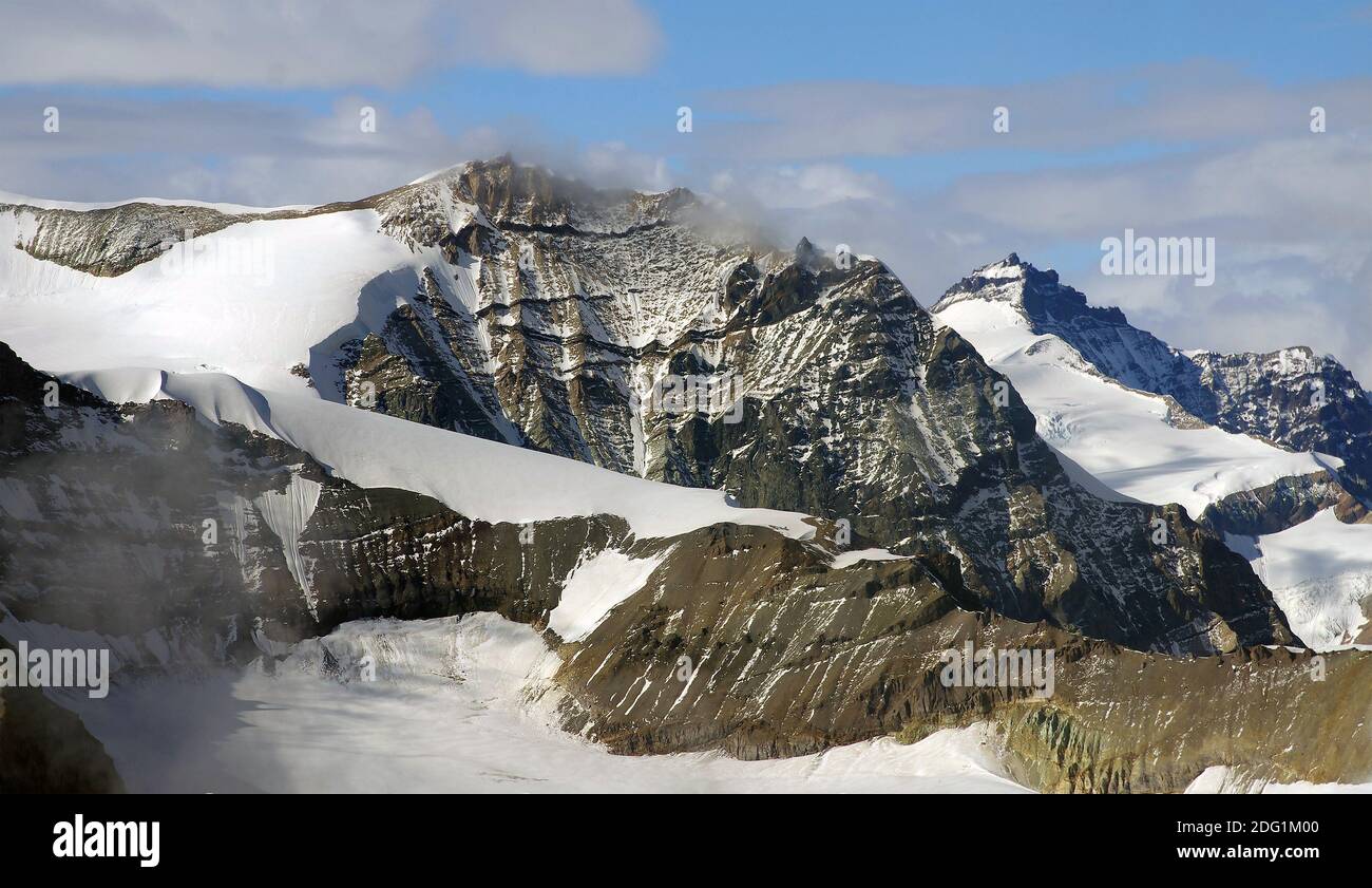 Schneebedeckte Berge im Landesinneren von Alaska Stockfoto