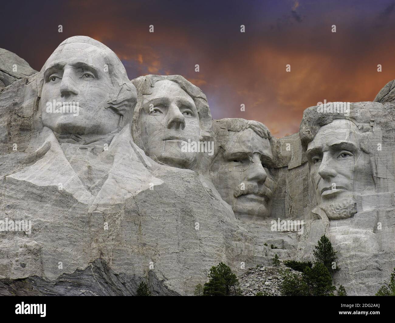 Sonnenuntergang über Mount Rushmore, USA Stockfoto