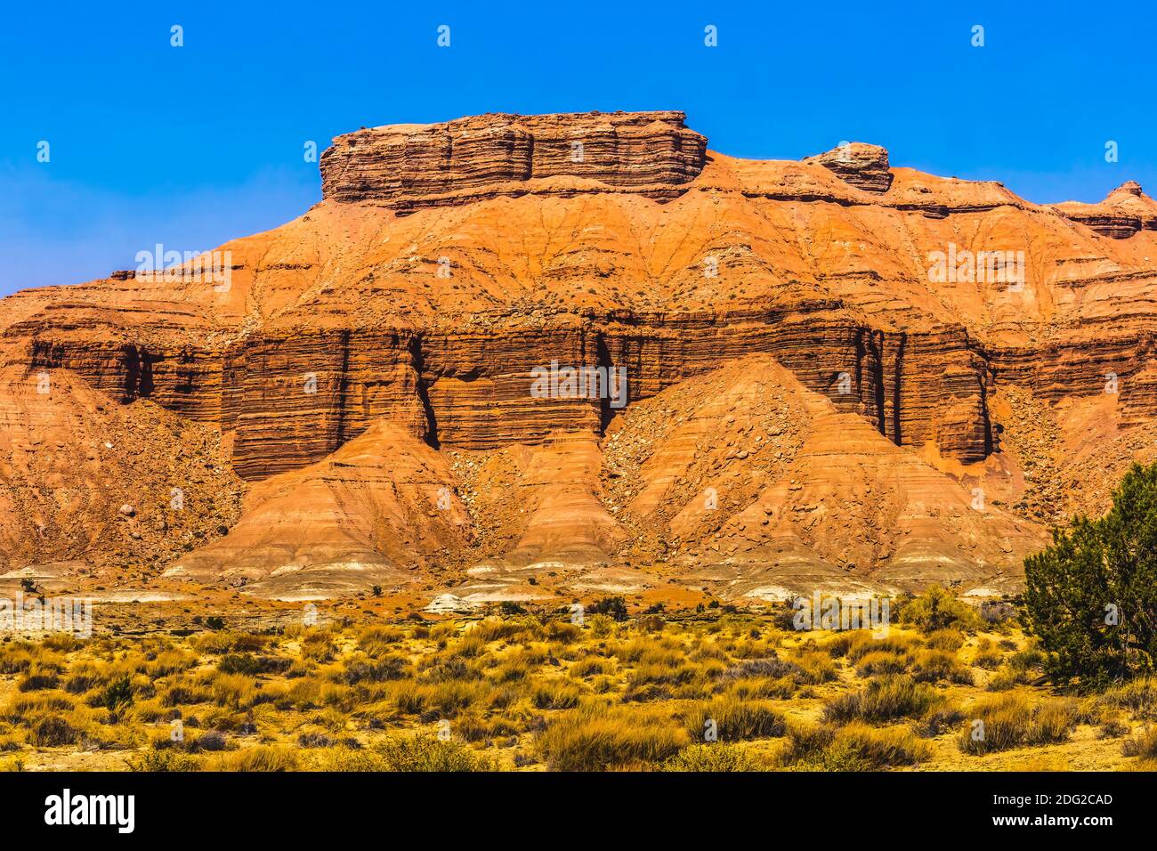 Bunte Orange Canyon Cliff Desert I-70 Highway Utah Stockfoto