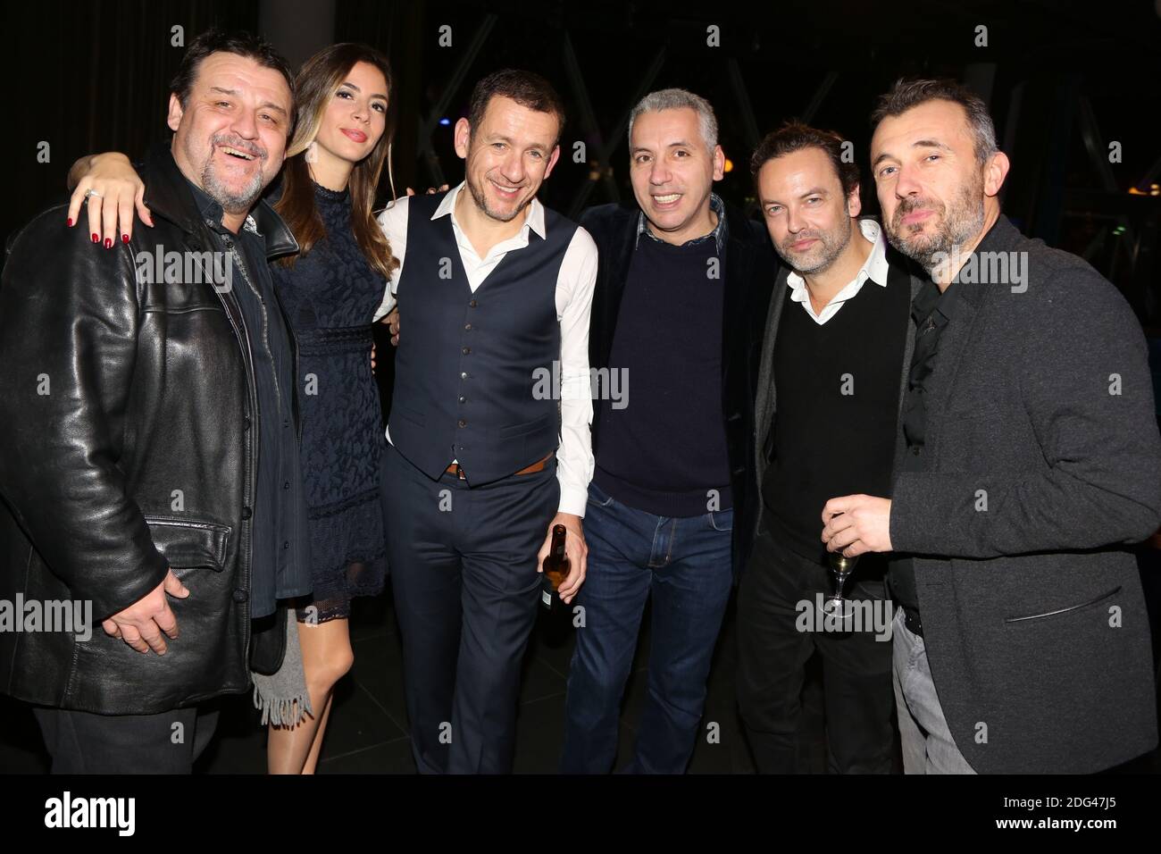Guy Lecluyse, Yael Boon, Dany Boon, Atmen Kelif, Patrick Mille und Fred Cavaye bei RAID Dingue nach der Party von 5 Eyes Produktion (David Koskievic und David Setrouk) veranstaltet am 24. Januar 2017 in Bermuda Onion in Paris, Frankreich. Foto von Jerome Domine/ABACAPRESS.COM Stockfoto Guy Lecluyse, Yael Boon, Dany Boon, Atmen Kelif, Patrick Mille und Fred Cavaye bei RAID Dingue nach der Party von 5 Eyes Produktion (David Koskievic und David Setrouk) veranstaltet am 24. Januar 2017 in Bermuda Onion in Paris, Frankreich. Foto von Jerome Domine/ABACAPRESS.COM Stockfoto