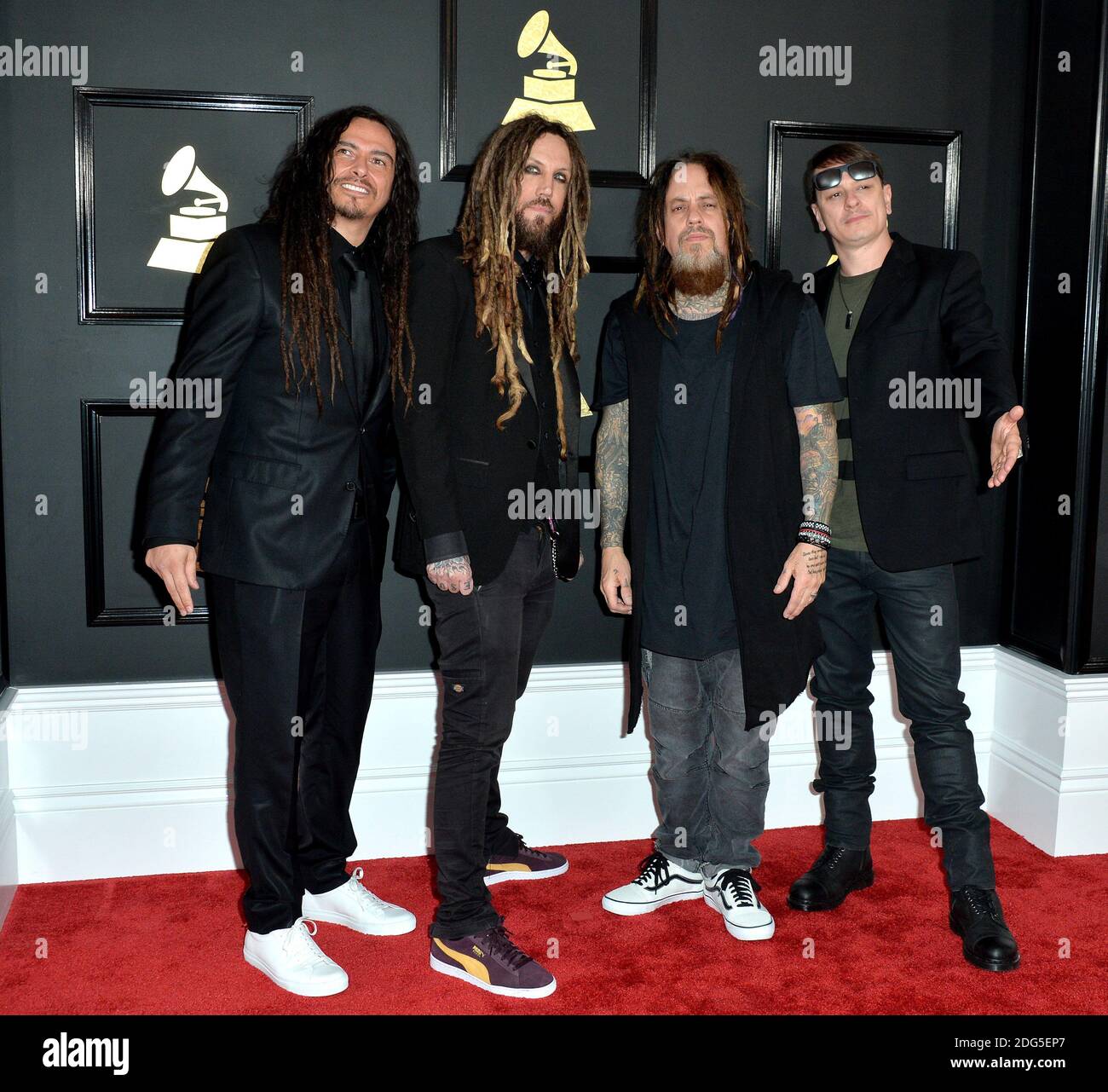 James Shaffer, Brian Welch, Reginald Arvizu und Ray Luzier von Korn nehmen am 12. Februar 2017 an den 59. GRAMMY Awards im STAPLES Center in Los Angeles, CA, USA Teil. Foto von Lionel Hahn/ABACAPRESS.COM Stockfoto