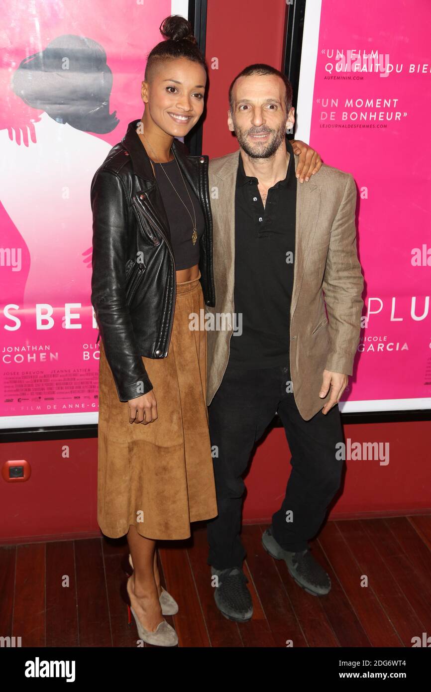 Mathieu Kassovitz et sa femme Aude Legastelois-Bide lors de la Premiere de 'De Plus Belle' au Publicis Kino, A Paris, Frankreich, le 06 Mars 2017. Foto von Jerome Domine/ABACAPRESS.COM Stockfoto