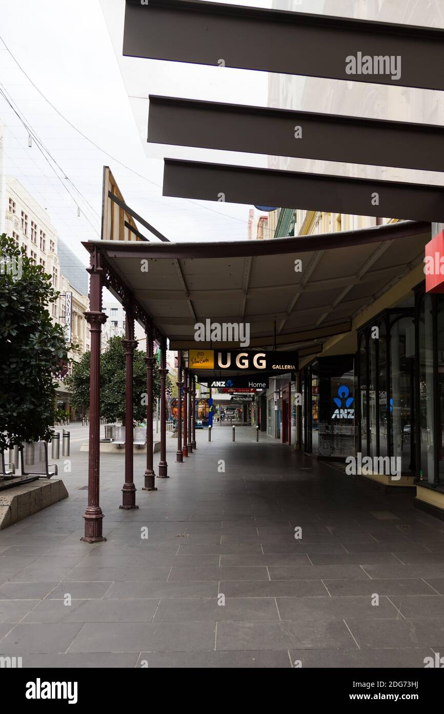 Melbourne, Australien, 21. September 2020. Ein Blick auf eine desolate Bourke Street Mall während der COVID-19 in Melbourne, Australien. Victoria verzeichnete nur 11 neue Fälle über Nacht und zwei Todesfälle, obwohl Premier Daniel Andrews sich weiterhin weigert, Beschränkungen zu lockern. Inzwischen Melbournians leiden Lockdown Müdigkeit, Unternehmen schließen und psychische Gesundheit leidet einen Aufschwung.Kredit: Dave Hewison/Alamy Live News Stockfoto