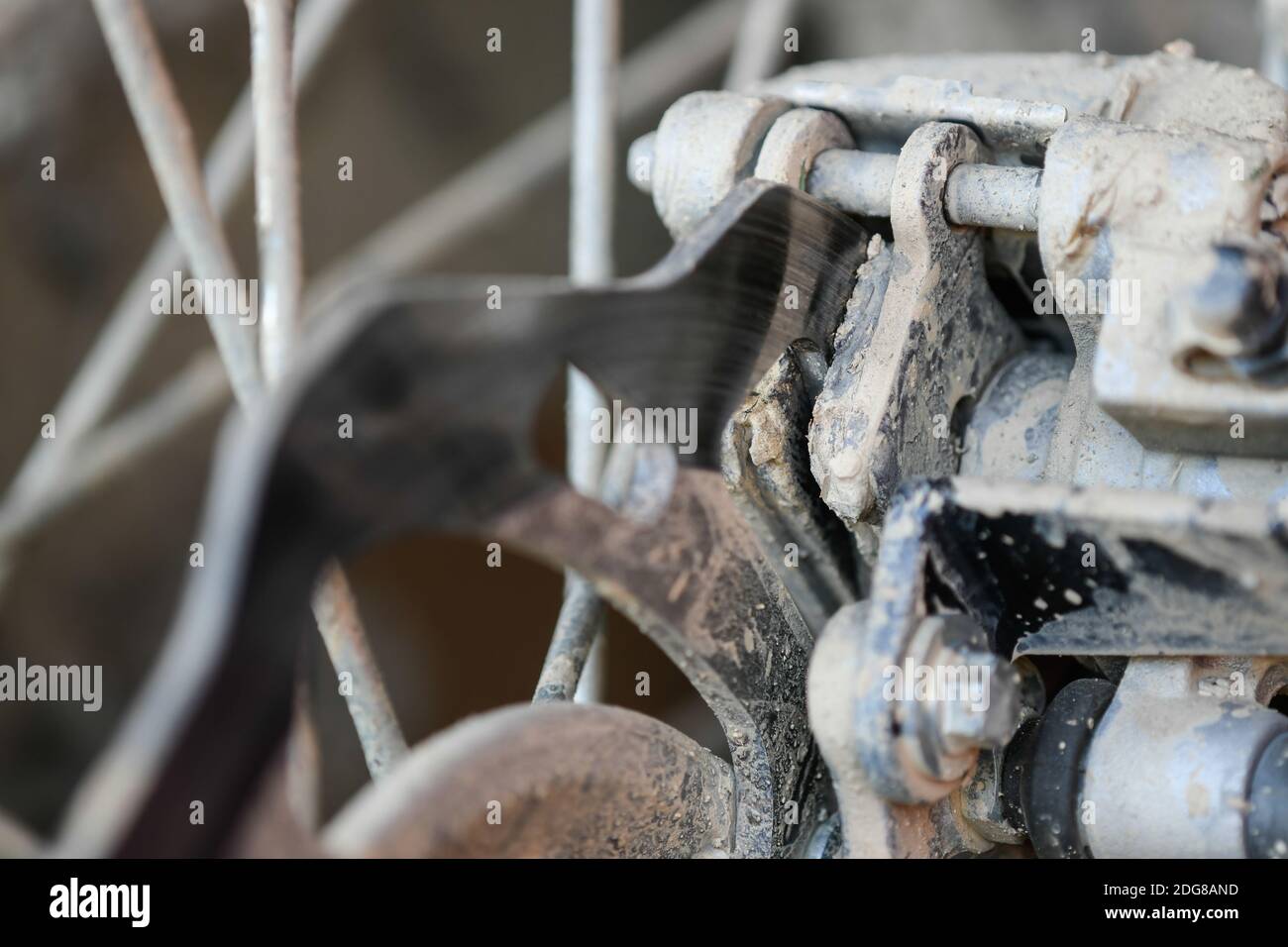 Detail der Scheibenbremsen eines Motocross-Motorrades Stockfoto