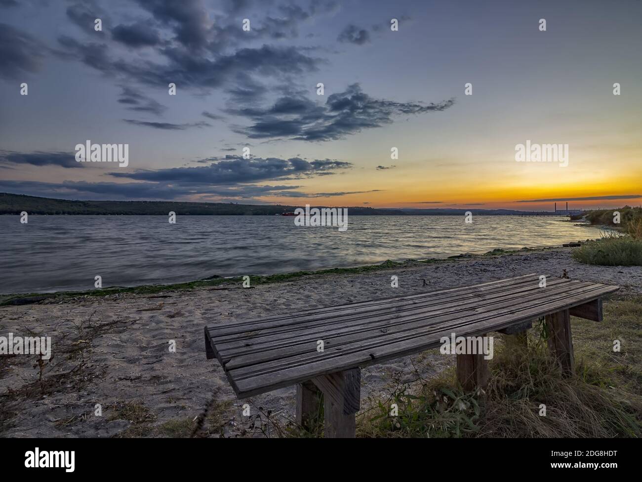 Einsame Bank Stockfoto