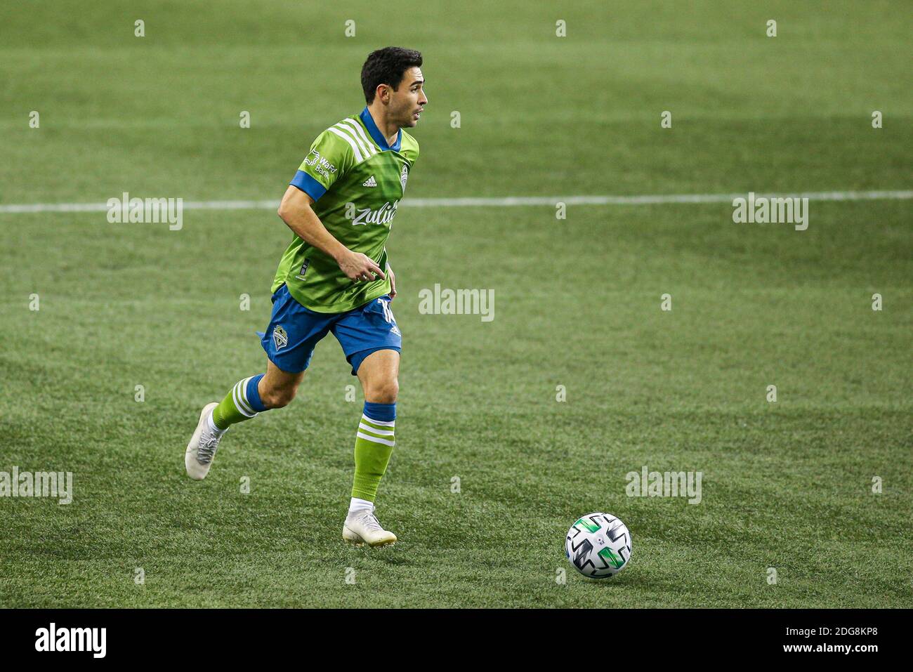 Seattle Sounders Mittelfeldspieler Alex Roldan (16) läuft mit dem Ball Während der zweiten Hälfte des MLS Western Conference Finals Gegen die Minnesota Unit Stockfoto