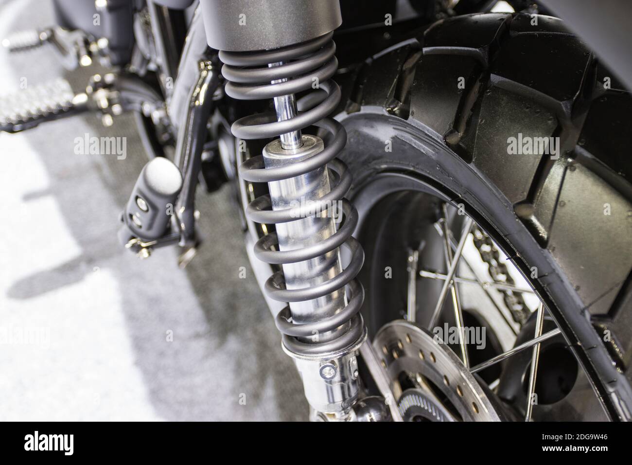 Stoßdämpfer eine Vorrichtung zum Absorbieren von Stößen und Vibrationen von Motorrad Stockfoto