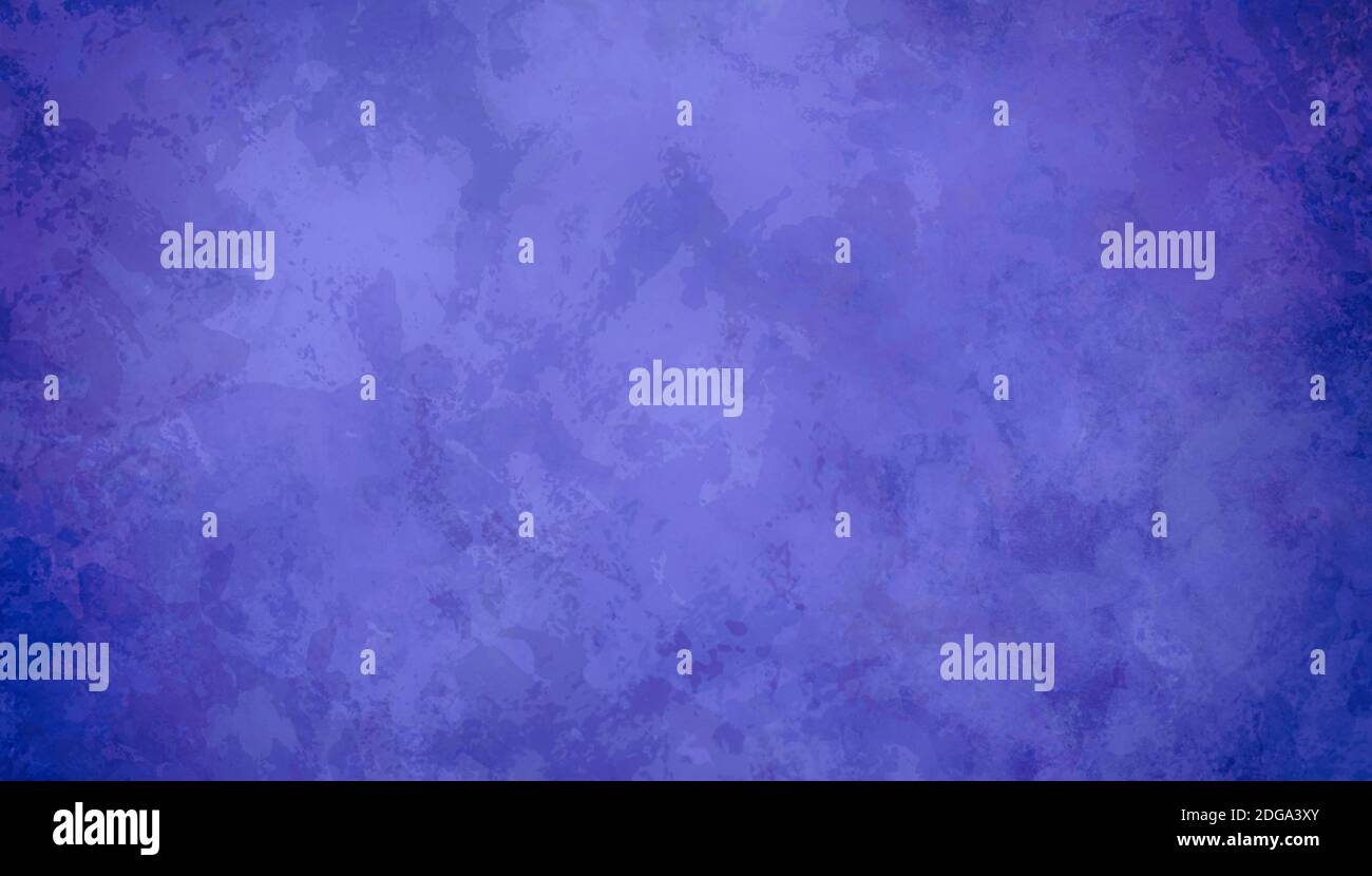Blauer Hintergrund mit Grunge-Textur, altes Vintage-Papier mit abstrakten lila Flecken und Kornblumenblau Farben Stockfoto