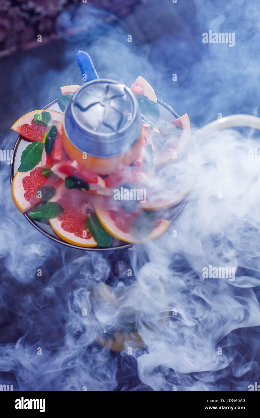 Fruit shisha Fotos und Bildmaterial in hoher Auflösung Alamy
