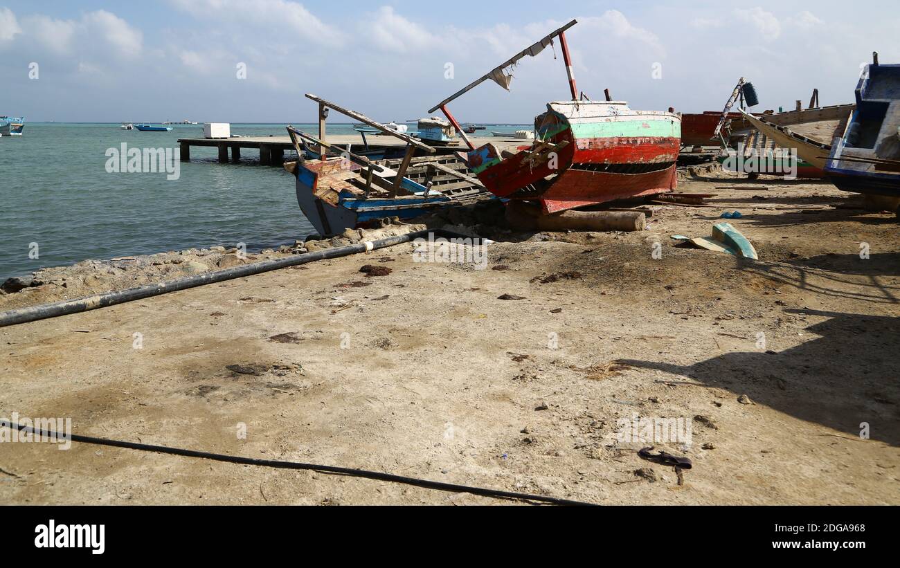 Das alte Schiff im Hafen Stockfoto