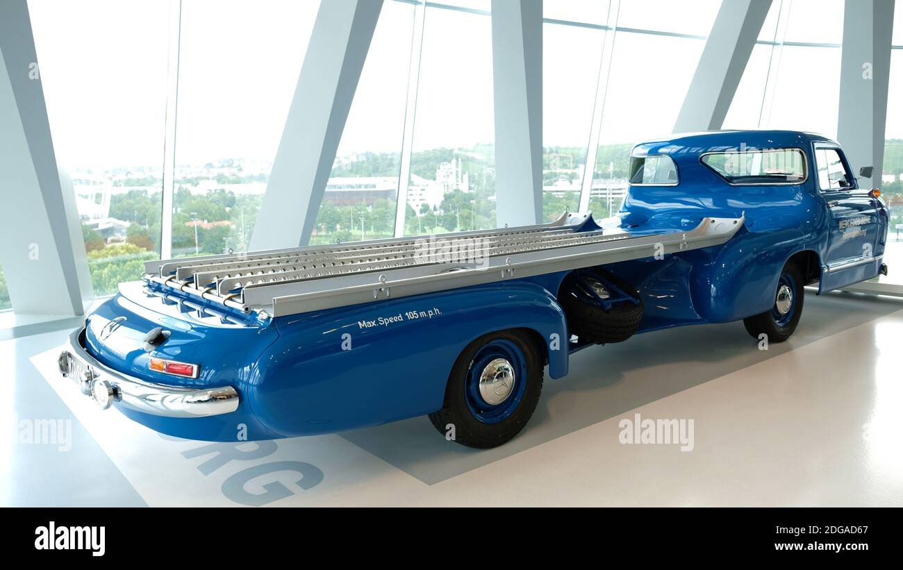 Mercedes-Benz High-Speed Rennwagen Transporter 1950 Stockfoto