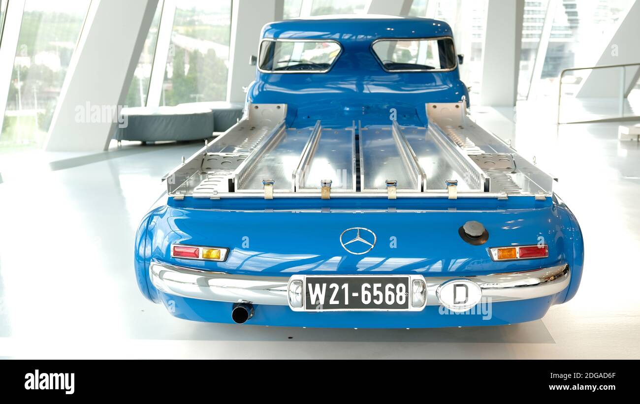 Mercedes-Benz High-Speed Rennwagen Transporter 1950 Stockfoto