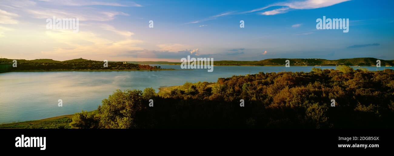 Lake Travis in der Abenddämmerung, Austin, Texas, USA Stockfoto